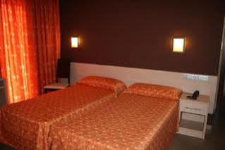 Tossa Beach Hotel Tossa de Mar Bagian luar foto
